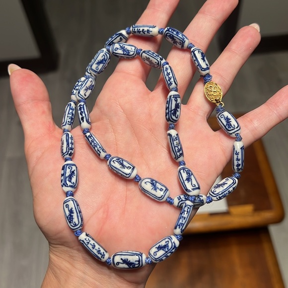 Vintage mix lot of jewelry Chinese cloisonne enamel ceramic blue white cinnabar - Picture 3 of 16